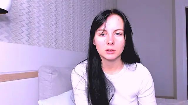 Snapshot of Elle_Pearl_ chatting on December 23, 2025, 7:29 am Elle Pearl online show from December 23, 2025, 7:29 am