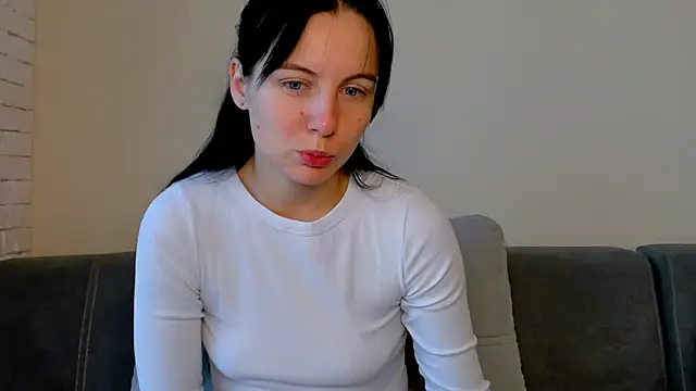 Snapshot of Elle_Pearl_ chatting on October 22, 2025, 6:13 am Elle Pearl online show from October 22, 2025, 6:13 am