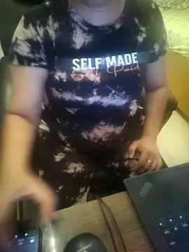 Snapshot of ruchi12 chatting on January 17, 2026, 11:47 am ruchi12 online show from January 17, 2026, 11:47 am