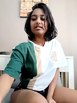 Snapshot of littlemissdevil69 chatting on November 13, 2025, 7:01 am littlemissdevil69 online show from November 13, 2025, 7:01 am