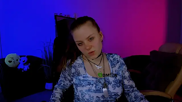 Snapshot of foxy_tease_ chatting on October 10, 2025, 10:21 pm foxy tease online show from October 10, 2025, 10:21 pm