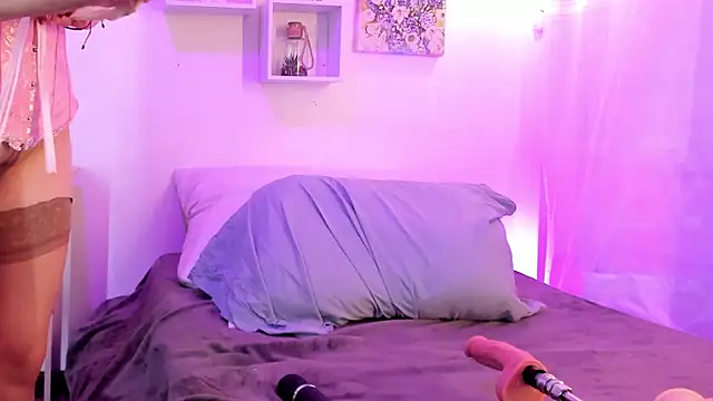 Snapshot of Samaraa_Smith chatting on October 16, 2025, 11:07 am Samaraa Smith online show from October 16, 2025, 11:07 am