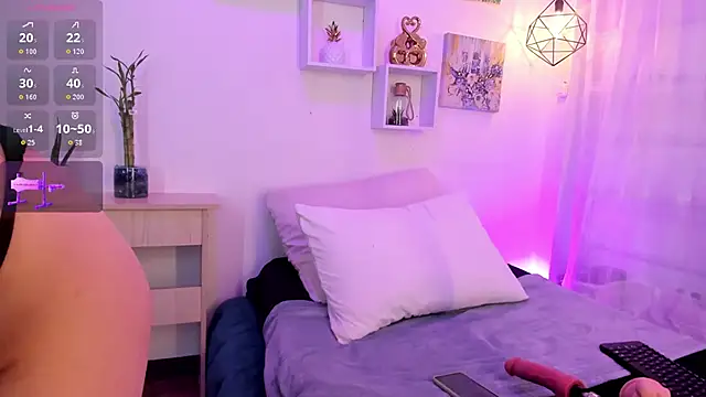 Snapshot of Samaraa_Smith chatting on October 15, 2025, 12:24 pm Samaraa Smith online show from October 15, 2025, 12:24 pm