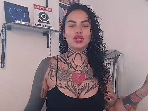 Snapshot of Sofia_May chatting on October 25, 2025, 11:20 am Sofia May online show from October 25, 2025, 11:20 am