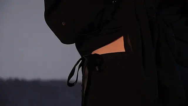 Snapshot of ywixos chatting on October 25, 2025, 11:20 am ywixos online show from October 25, 2025, 11:20 am