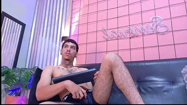 Snapshot of jharol_cardonaa chatting on November 9, 2025, 1:26 pm jharol cardonaa online show from November 9, 2025, 1:26 pm