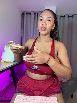 Mia sweet80 online show from March 25, 2026, 4:01 am