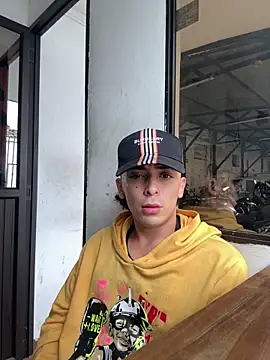 Snapshot of Jacobs0 chatting on December 4, 2025, 2:05 pm Jacobs0 online show from December 4, 2025, 2:05 pm