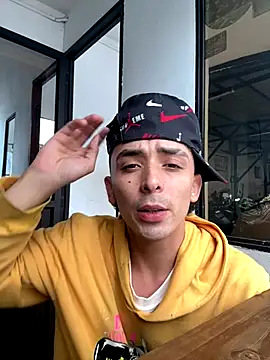 Snapshot of Jacobs0 chatting on October 17, 2025, 3:14 pm Jacobs0 online show from October 17, 2025, 3:14 pm