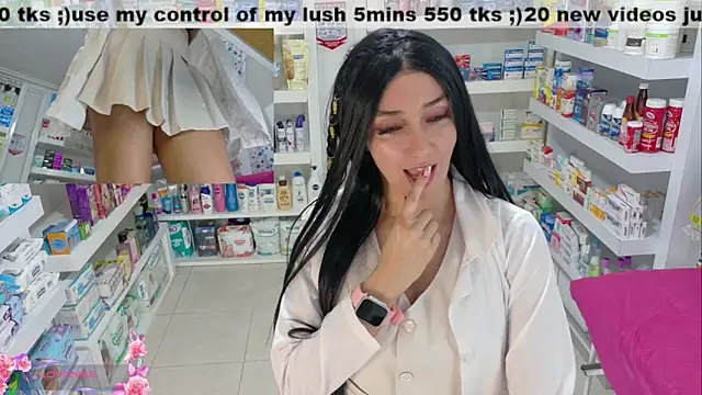 Snapshot of swmilena_hot_ chatting on October 4, 2025, 6:48 am swmilena hot online show from October 4, 2025, 6:48 am