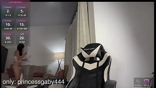 4444ngel online show from November 9, 2025, 12:25 am