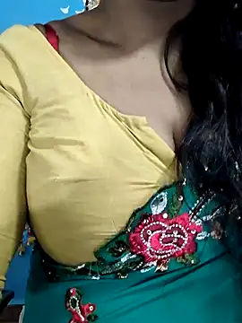Hotty Sonali online show from November 4, 2025, 2:48 am