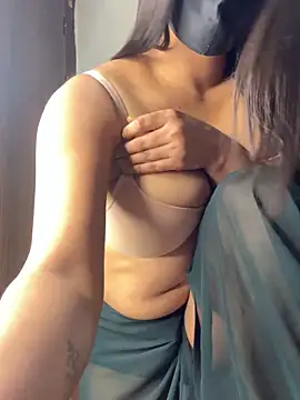 Cute-Sakhi online show from November 17, 2025, 6:01 pm