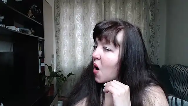 Illusionq online show from April 3, 2026, 10:22 am