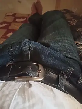 Snapshot of silvaa89 chatting on December 3, 2025, 9:31 am silvaa89 online show from December 3, 2025, 9:31 am