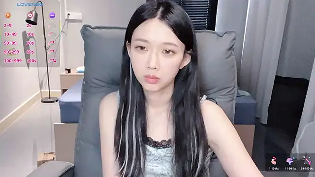 NiNi-baby520 online show from October 26, 2025, 7:09 am