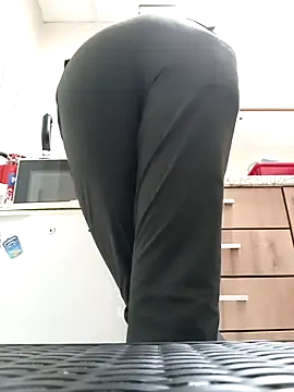 PROMYLOVE online show from December 16, 2025, 4:50 am