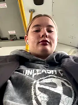 StephanieMur online show from September 15, 2025, 5:30 am