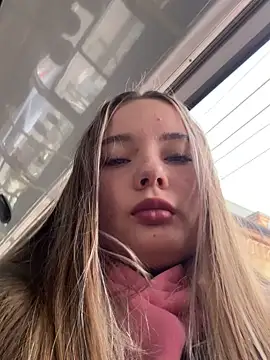 StephanieMur online show from October 5, 2025, 5:09 am