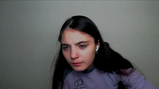 Snapshot of Sun_Shine__ chatting on October 23, 2025, 2:32 am Sun Shine online show from October 23, 2025, 2:32 am