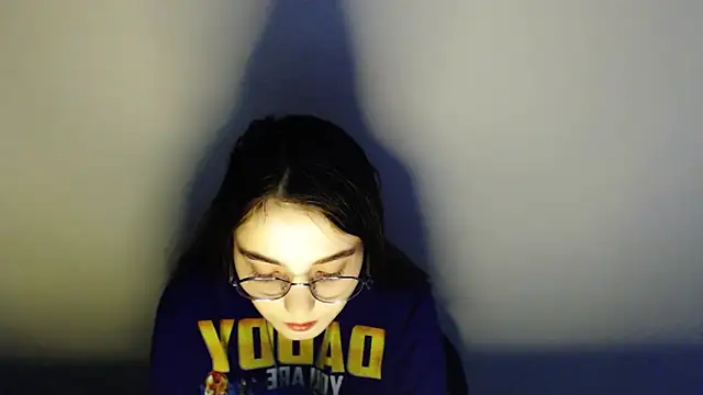 Snapshot of Sun_Shine__ chatting on November 27, 2025, 5:41 am Sun Shine online show from November 27, 2025, 5:41 am