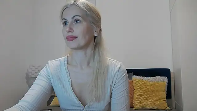 Snapshot of Lika_Soul chatting on November 4, 2025, 4:22 pm Lika Soul online show from November 4, 2025, 4:22 pm