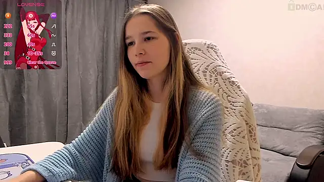 ValerieBubbles online show from December 15, 2025, 9:42 pm