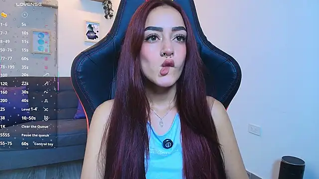 ViolethRosse online show from October 29, 2025, 5:23 pm