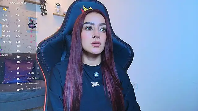 ViolethRosse online show from October 24, 2025, 5:01 pm