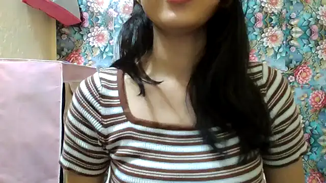 Snapshot of sahki_90 chatting on October 10, 2025, 2:40 pm sahki 90 online show from October 10, 2025, 2:40 pm