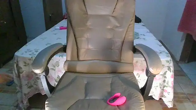 Snapshot of Mayalorenz chatting on September 15, 2025, 3:07 am Mayalorenz online show from September 15, 2025, 3:07 am