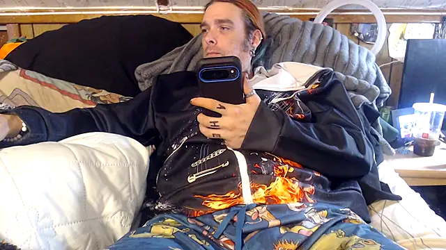 thejuicybacon online show from October 27, 2025, 3:24 pm