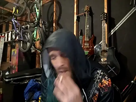 thejuicybacon online show from November 14, 2025, 7:01 am