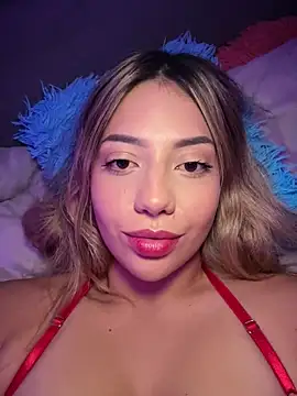 Snapshot of MissCat_ chatting on November 21, 2025, 2:10 am MissCat online show from November 21, 2025, 2:10 am