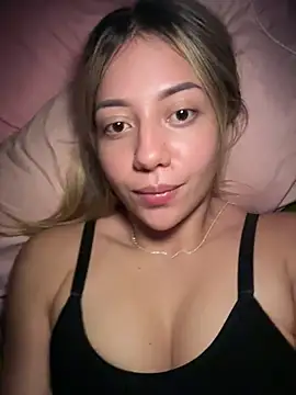 MissCat  online show from December 20, 2025, 3:20 am