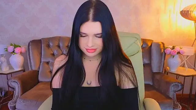 Snapshot of Neyla_Charm chatting on February 4, 2026, 7:25 am Neyla Charm online show from February 4, 2026, 7:25 am