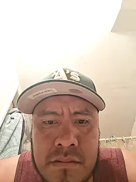 hernande986 online show from February 12, 2026, 9:09 am