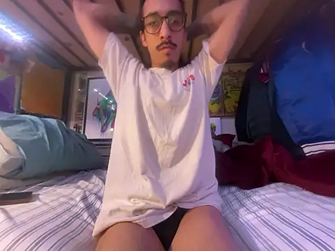Snapshot of bigdickkane300 chatting on July 3, 2026, 11:17 am bigdickkane300 online show from July 3, 2026, 11:17 am