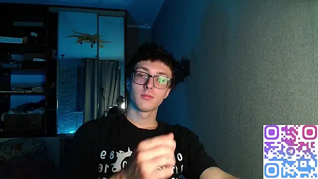 Snapshot of 8goat chatting on November 19, 2025, 10:32 pm 8goat online show from November 19, 2025, 10:32 pm