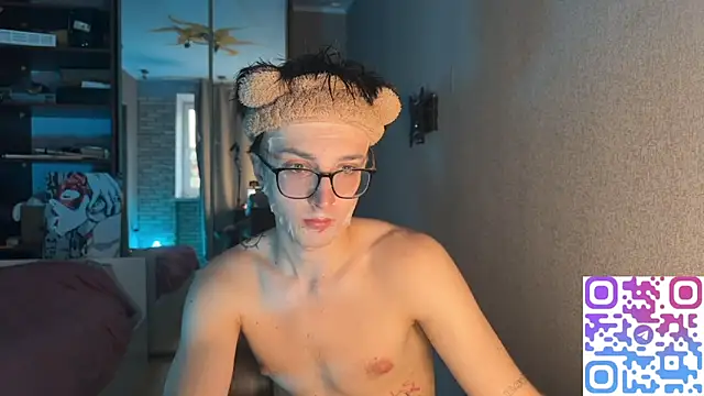 Snapshot of 8goat chatting on November 15, 2025, 2:32 pm 8goat online show from November 15, 2025, 2:32 pm