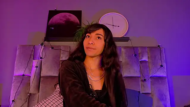 Snapshot of TiffValentinee_ chatting on October 26, 2025, 12:27 pm TiffValentinee online show from October 26, 2025, 12:27 pm