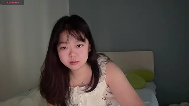 Snapshot of Kittenfishing chatting on September 18, 2025, 10:24 pm Kittenfishing online show from September 18, 2025, 10:24 pm