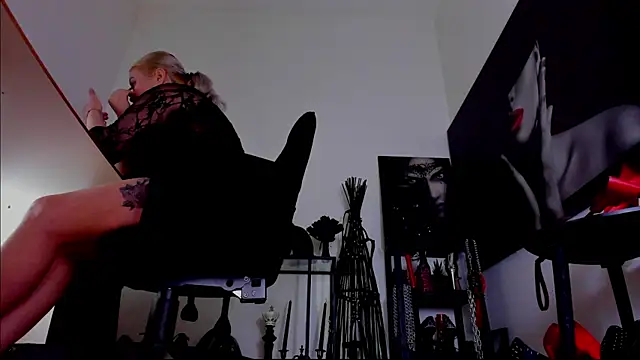 demisweet online show from February 9, 2026, 5:05 am