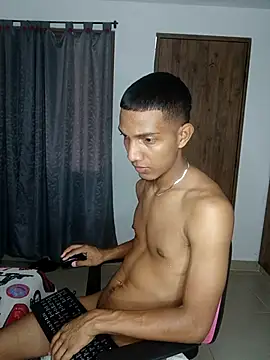 Snapshot of miguelmarcus chatting on September 14, 2025, 3:23 pm miguelmarcus online show from September 14, 2025, 3:23 pm