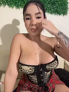 Snapshot of Amy_ruizz chatting on February 10, 2026, 10:25 am Amy ruizz online show from February 10, 2026, 10:25 am