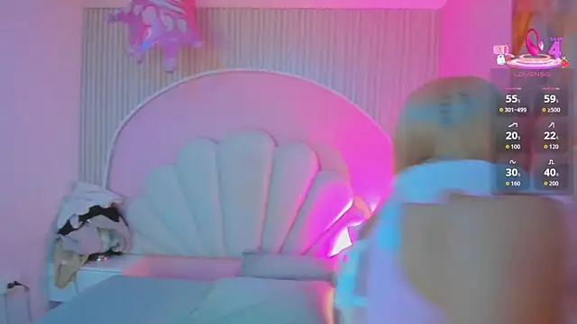 hinata dolly online show from April 2, 2026, 11:06 am