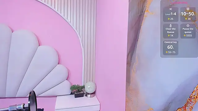 hinata dolly online show from February 28, 2026, 10:15 am