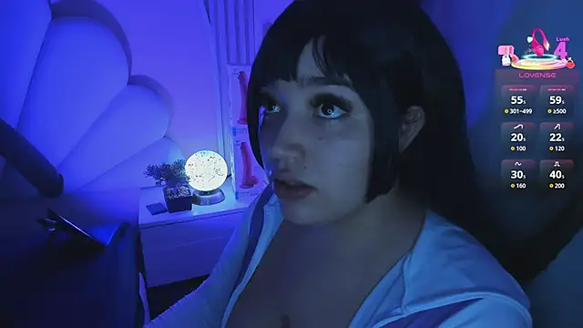 hinata dolly online show from April 8, 2026, 11:12 am