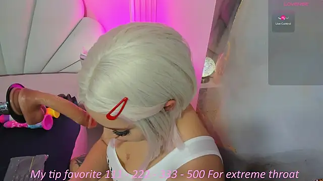 Snapshot of hinata_dolly chatting on October 1, 2025, 8:08 am hinata dolly online show from October 1, 2025, 8:08 am