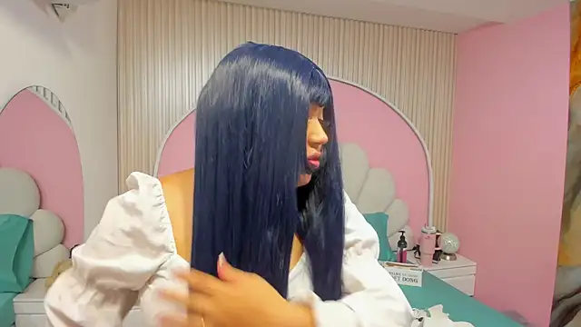 Snapshot of hinata_dolly chatting on April 23, 2026, 11:05 am hinata dolly online show from April 23, 2026, 11:05 am